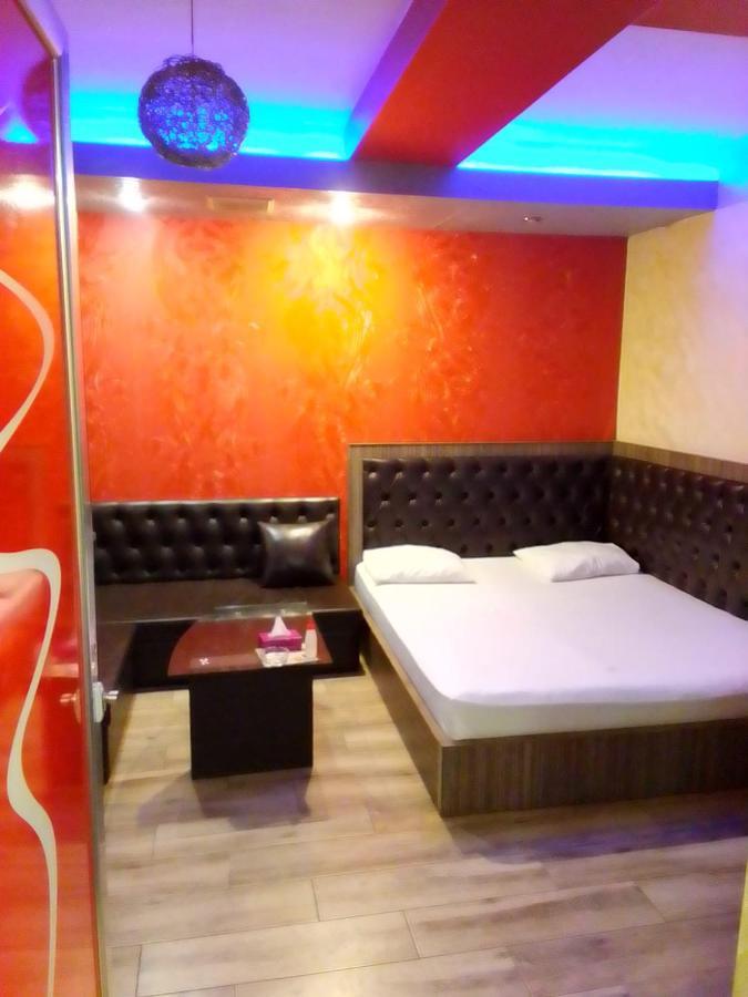 Planet Hotel Erywań Zewnętrze zdjęcie