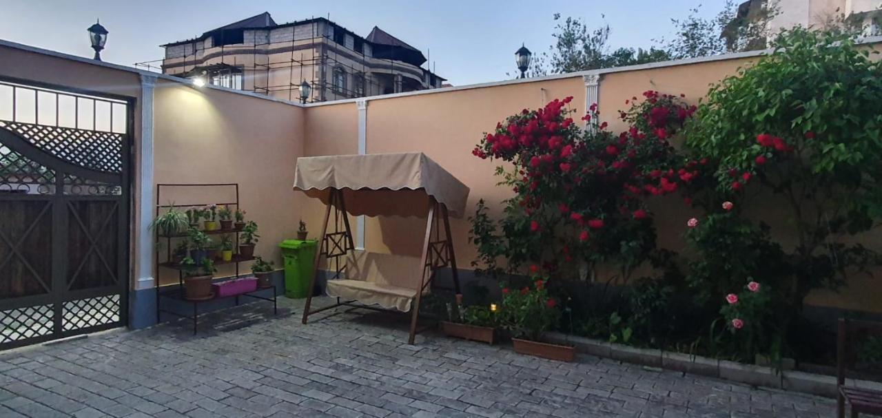 Planet Hotel Erywań Zewnętrze zdjęcie